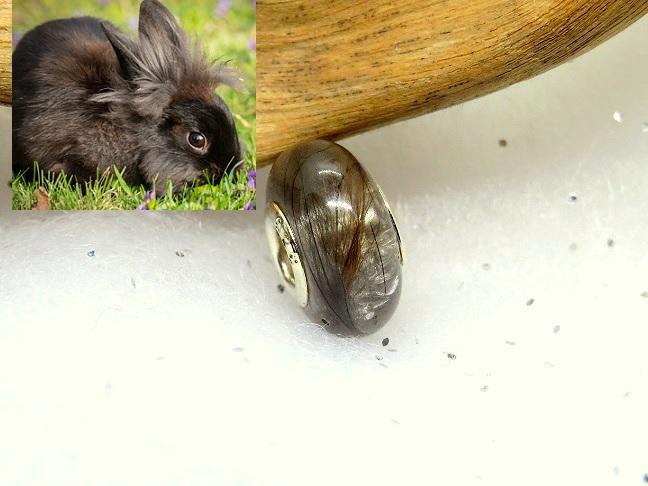 Lapin angora (poils coupés) charm 15 mm